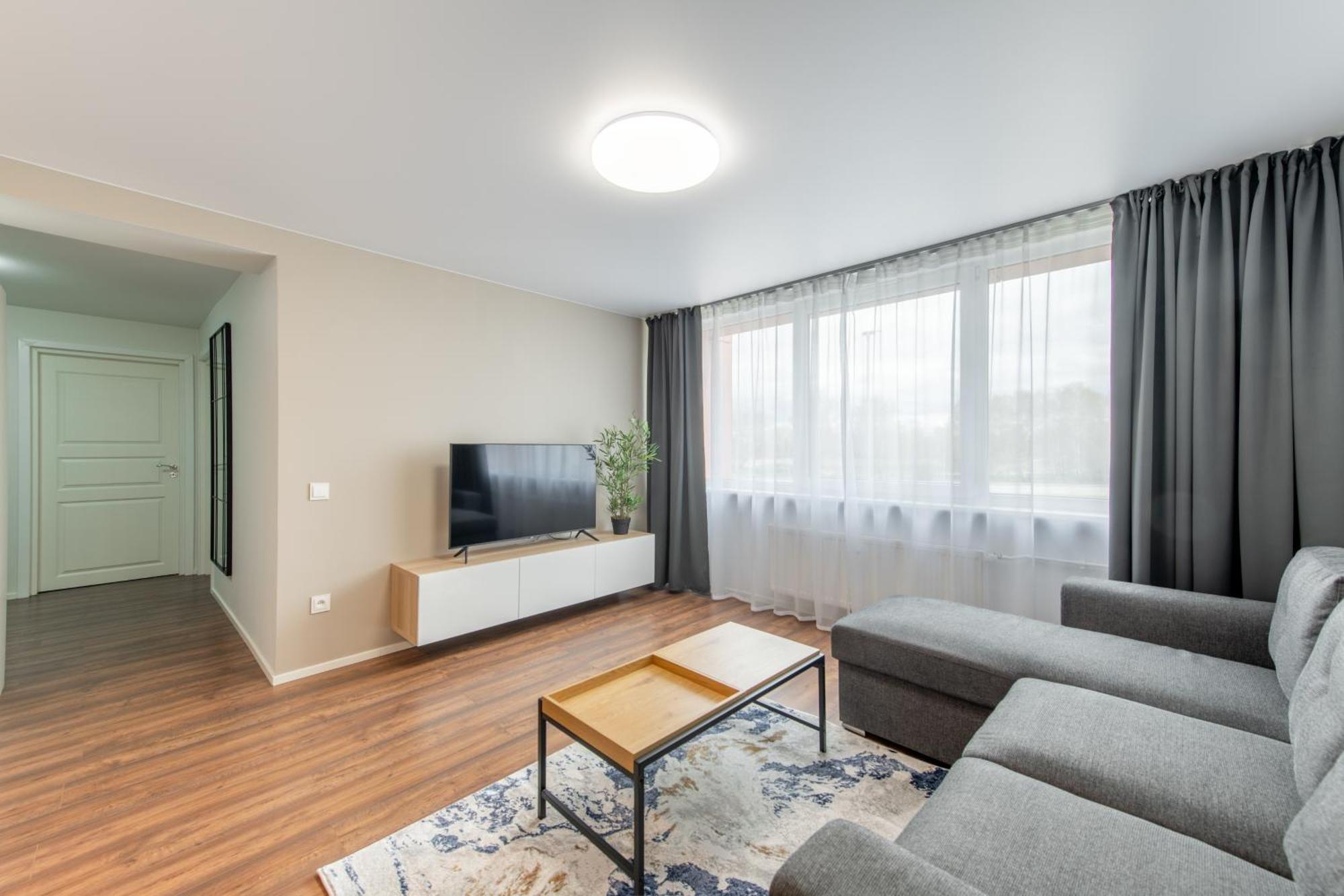 Stiklo Apartamentai Radviliskis Exterior photo